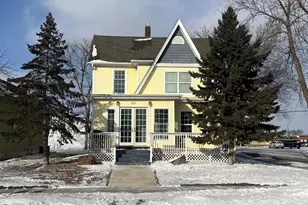 401 W Adams St, Arlington, MN 55307 - Photo 1