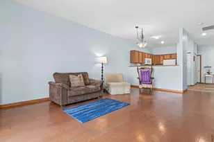 1035 Providence Dr, Shakopee, MN 55379 - Photo 14