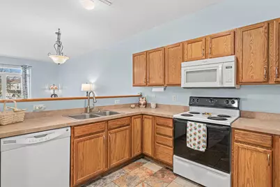 1035 Providence Drive, Shakopee, MN 55379 - Photo 10