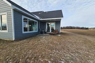 1955 Brownell St, Saint Charles, MN 55972 - Photo 30