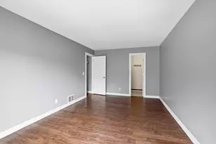 1633 W 140th St, Burnsville, MN 55337 - Photo 18