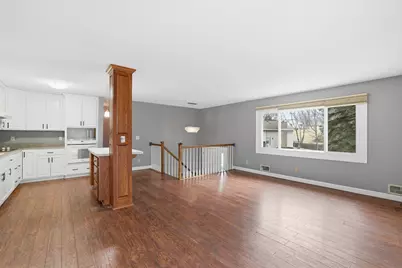 1633 W 140th Street, Burnsville, MN 55337 - Photo 8