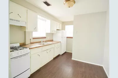 4110 Lake Breeze Avenue, Brooklyn Center, MN 55429 - Photo 8