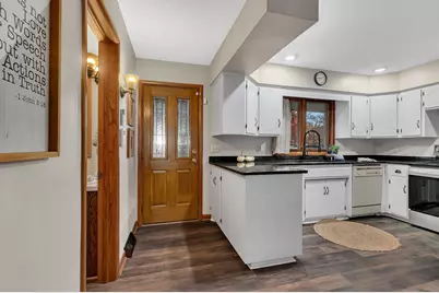 2004 Hillcrest Drive, Saint Cloud, MN 56303 - Photo 6