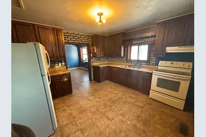 114 E Maple Avenue, Frazee, MN 56544 - Photo 2