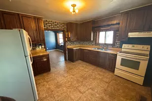 114 E Maple Ave, Frazee, MN 56544 - Photo 2