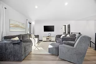 6137 68th St S, Fargo, ND 58104 - Photo 10