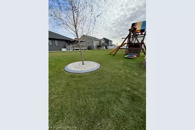 6137 68th Street S, Fargo, ND 58104 - Photo 56