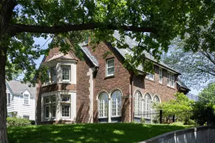 2635 Newton Ave S, Minneapolis, MN 55405 - Photo 2