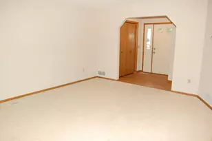 1410 Cleveland St, Anoka, MN 55303 - Photo 2