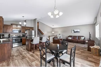 8578 Gateway Circle, Monticello, MN 55362 - Photo 10