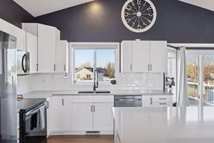 1546 Mallard Ave, Baldwin, WI 54002 - Photo 4