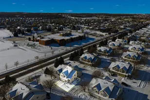 1672 Bedford Ln, Shakopee, MN 55379 - Photo 18