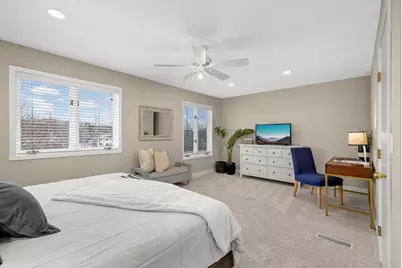 4751 Helmo Avenue N, Oakdale, MN 55128 - Photo 40