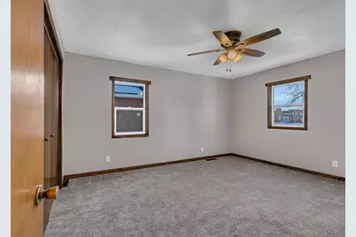 324 2nd Street NW, Freeport, MN 56331 - Photo 4