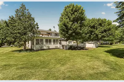 2750 Riverside Lane NE, Rochester, MN 55906 - Photo 32