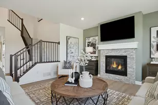 2689 Aspen Dr, Shakopee, MN 55379 - Photo 10