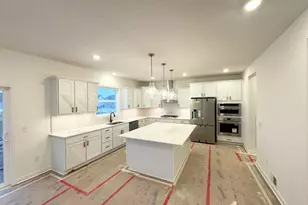 2689 Aspen Dr, Shakopee, MN 55379 - Photo 2