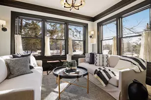 2504 Euclid Pl, Minneapolis, MN 55405 - Photo 14