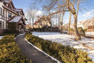 2504 Euclid Pl, Minneapolis, MN 55405 - Photo 76