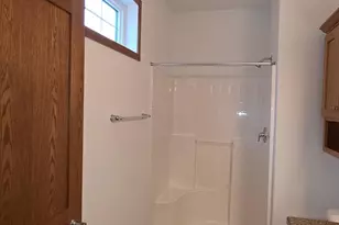 3604 Cypress Ln S, Fargo, ND 58104 - Photo 18