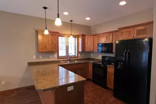 3604 Cypress Ln S, Fargo, ND 58104 - Photo 6