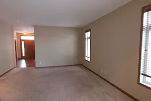 3604 Cypress Ln S, Fargo, ND 58104 - Photo 8