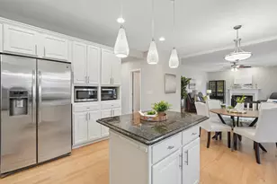 2829 Eagle Valley Cir, Woodbury, MN 55129 - Photo 6