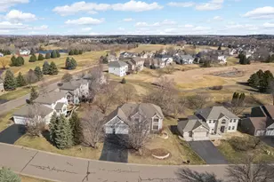 2829 Eagle Valley Cir, Woodbury, MN 55129 - Photo 30