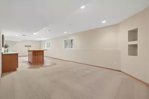 2829 Eagle Valley Cir, Woodbury, MN 55129 - Photo 24