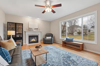 2829 Eagle Valley Circle, Woodbury, MN 55129 - Photo 10