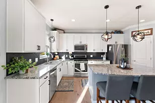 20511 Gunnison Dr, Lakeville, MN 55044 - Photo 14