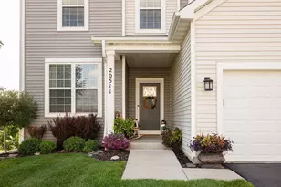 20511 Gunnison Dr, Lakeville, MN 55044 - Photo 2