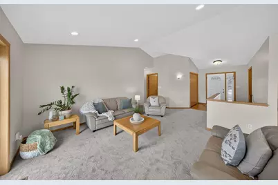 303 9th Street NW, Dodge Center, MN 55927 - Photo 10