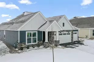 20048 Gabardine Ln, Lakeville, MN 55044 - Photo 2