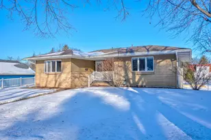 821 Elm St, Hudson, WI 54016 - Photo 12