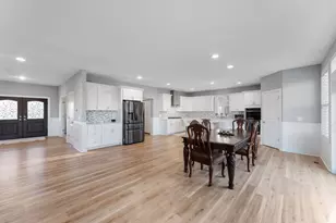 24877 Harvest Meadows Ct, Lakeville, MN 55044 - Photo 10