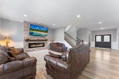 24877 Harvest Meadows Court, Lakeville, MN 55044 - Photo 8