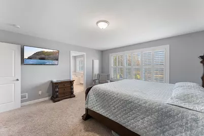 24877 Harvest Meadows Court, Lakeville, MN 55044 - Photo 22