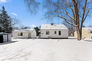 2331 108th Ave NW, Coon Rapids, MN 55433 - Photo 32