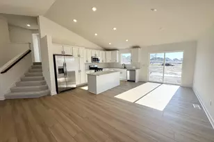 1924 Ironwood Dr, Carver, MN 55315 - Photo 4