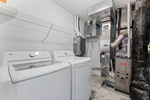 3092 Vanderbie St, Little Canada, MN 55117 - Photo 14