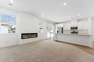 3092 Vanderbie St, Little Canada, MN 55117 - Photo 4