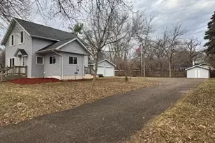 1078 Jefferson St SE, Hutchinson, MN 55350 - Photo 22