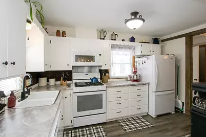 1078 Jefferson Street SE, Hutchinson, MN 55350 - Photo 8