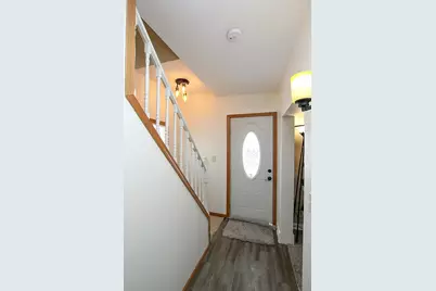 1078 Jefferson Street SE, Hutchinson, MN 55350 - Photo 12