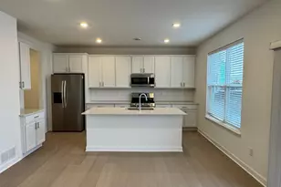 7224 183rd St W, Lakeville, MN 55068 - Photo 2