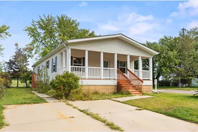 1845 83rd Street W, Inver Grove Heights, MN 55077 - Photo 2