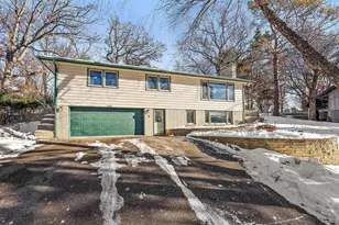 3100 Oxford St N, Roseville, MN 55113 - Photo 38