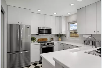 5008 Windsor Avenue, Edina, MN 55436 - Photo 18